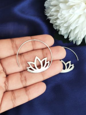 Lotus Hoops