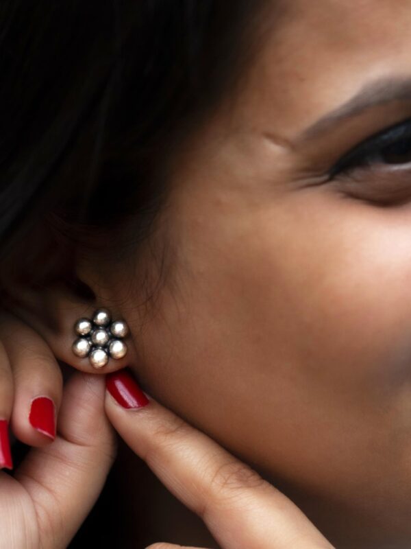 Traditional Kudi Studs - Image 2