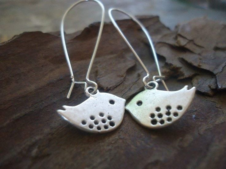 Papeeha Bird Collection – Birdie on Dangling Hooks