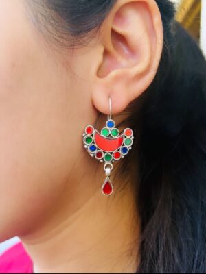 Chandrakor Glass Earrings – Red