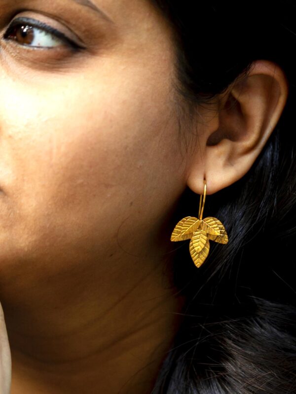 FLORA - Papeeha's Signature Leaf Earrings - GOLD - Image 5