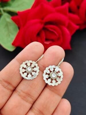 Flower hooks – White Zircon