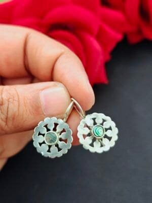 Flower hooks – Abalone